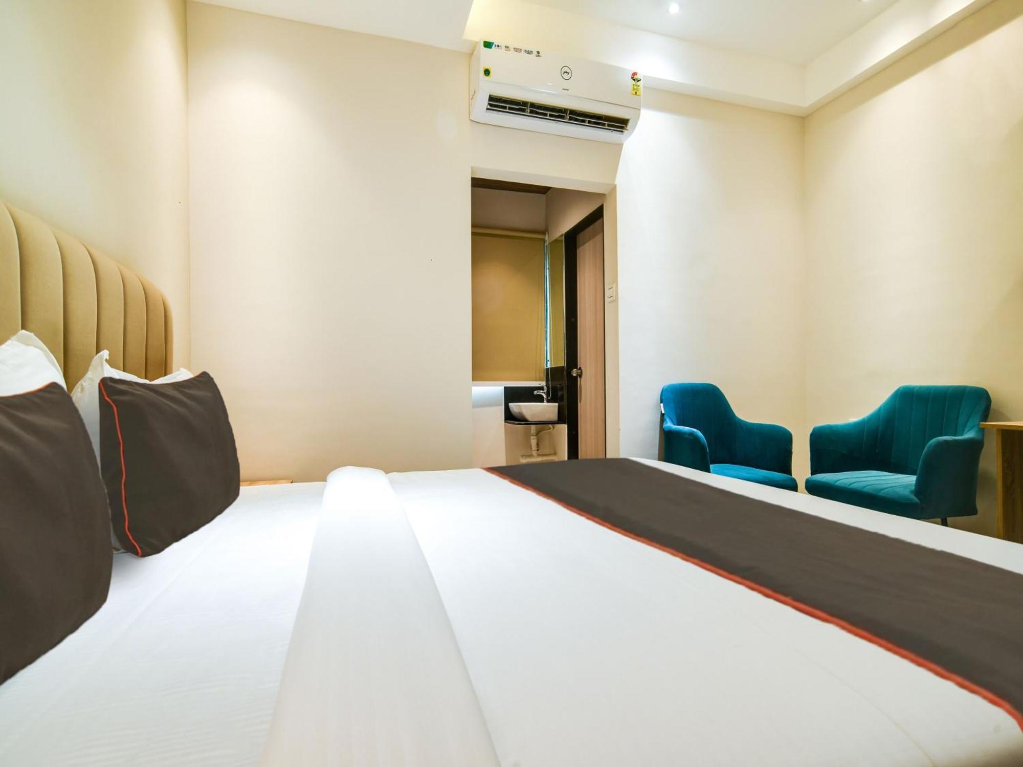 Collection O Hotel Mint Indore Eksteriør bilde