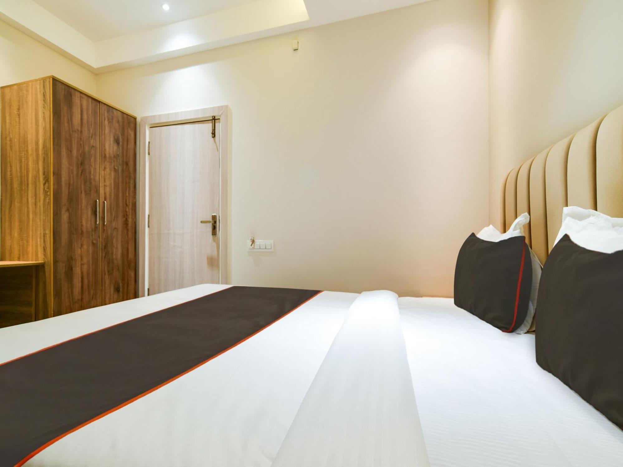Collection O Hotel Mint Indore Eksteriør bilde