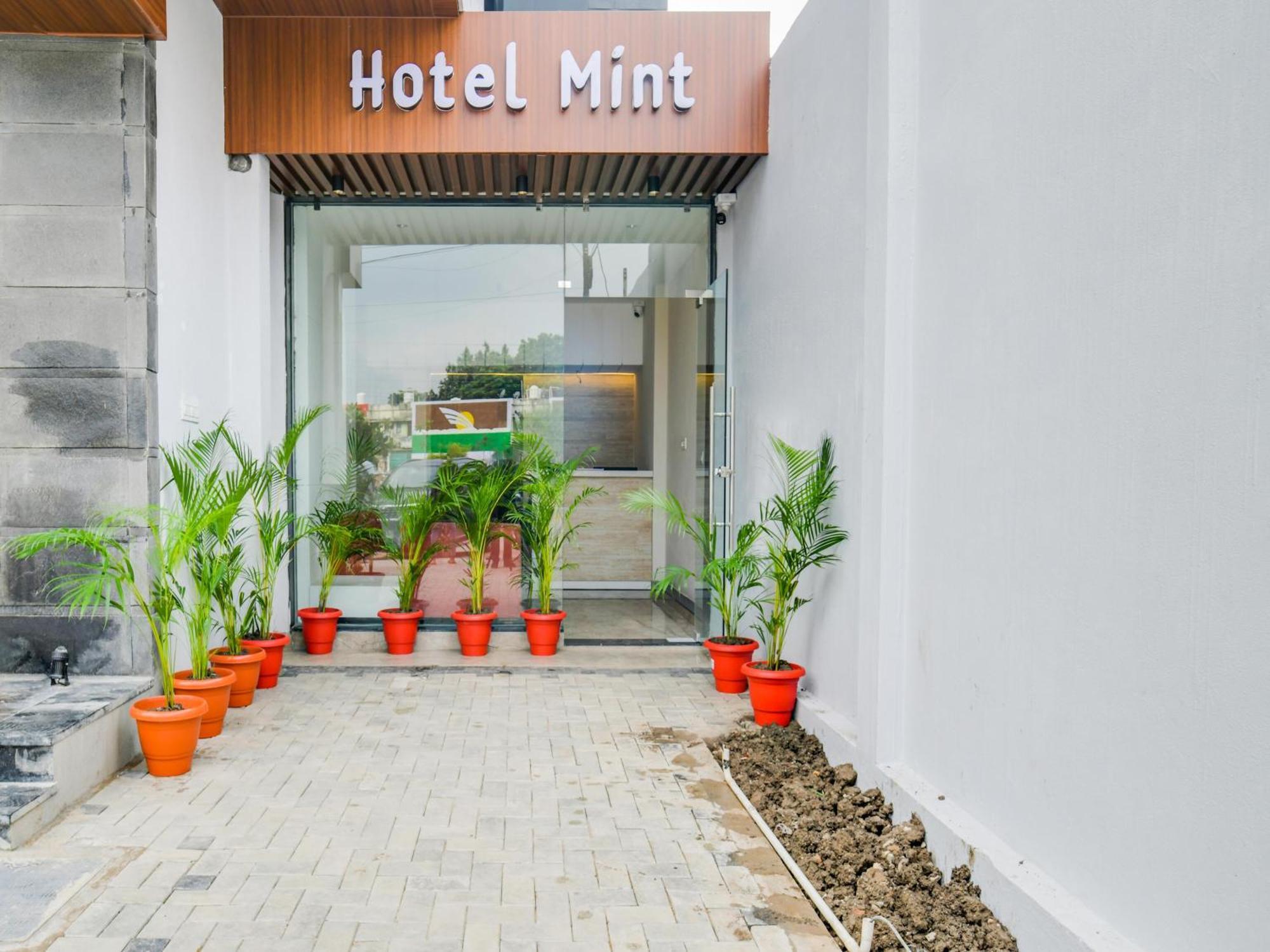 Collection O Hotel Mint Indore Eksteriør bilde
