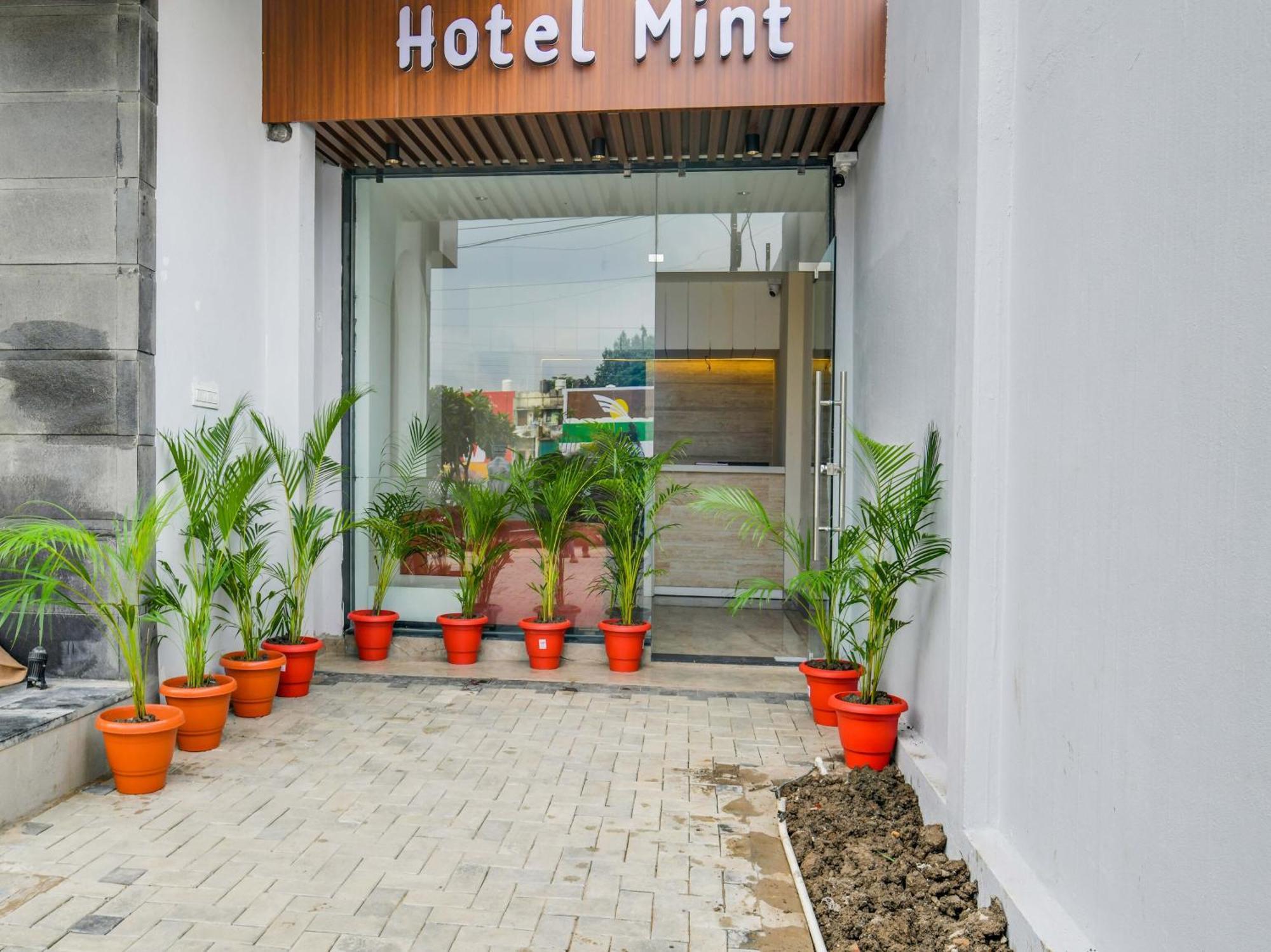 Collection O Hotel Mint Indore Eksteriør bilde